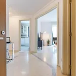 Portucale ! Modern With Garage Lisbon